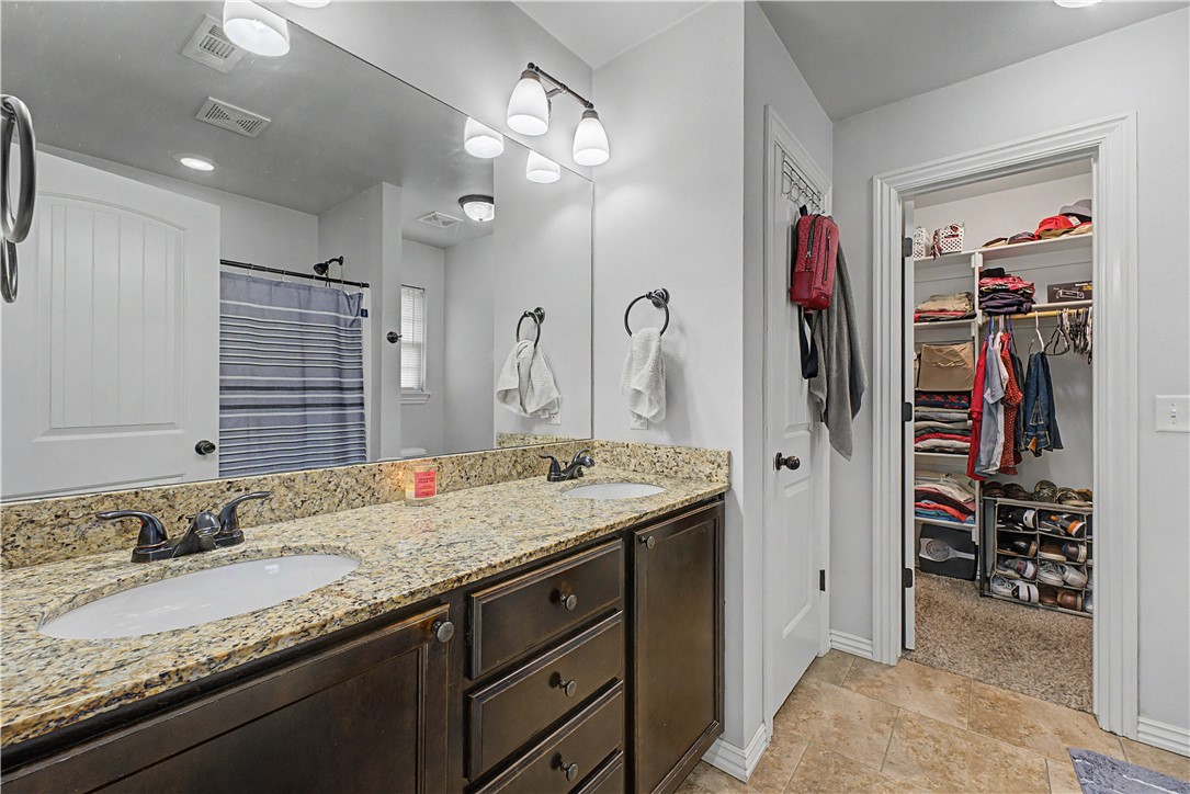 Rollers Ridge Sub Rogers - Residential