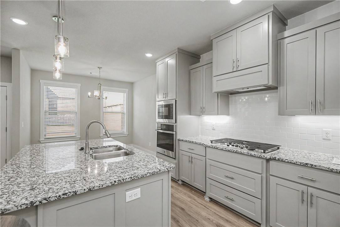 WALNUT GROVE SUB PH III-BENTONVILLE - Residential