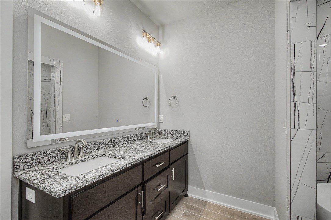 WALNUT GROVE SUB PH III-BENTONVILLE - Residential