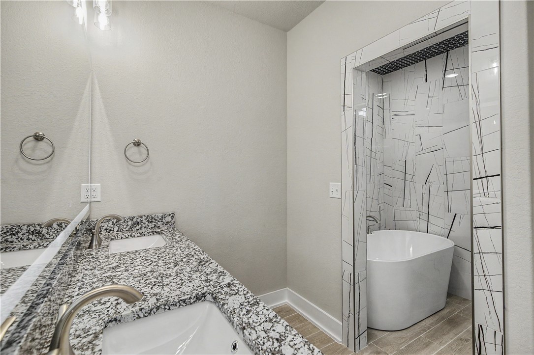 WALNUT GROVE SUB PH III-BENTONVILLE - Residential