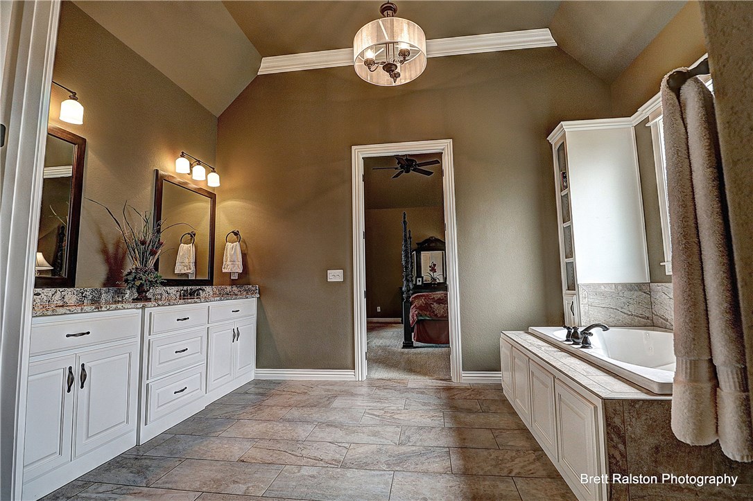 Oak Tree - Everwood Addition - Residential