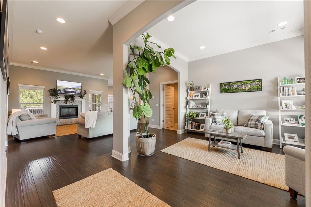 Hunt's Lakeside Estates - Residential