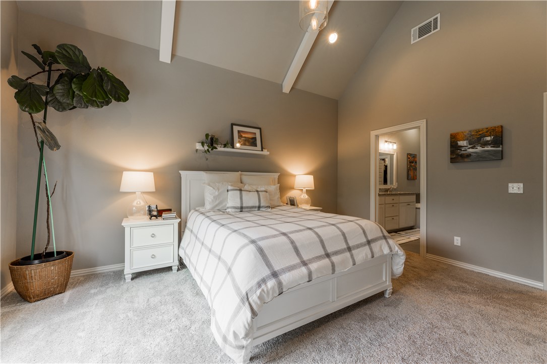 Hunt's Lakeside Estates - Residential