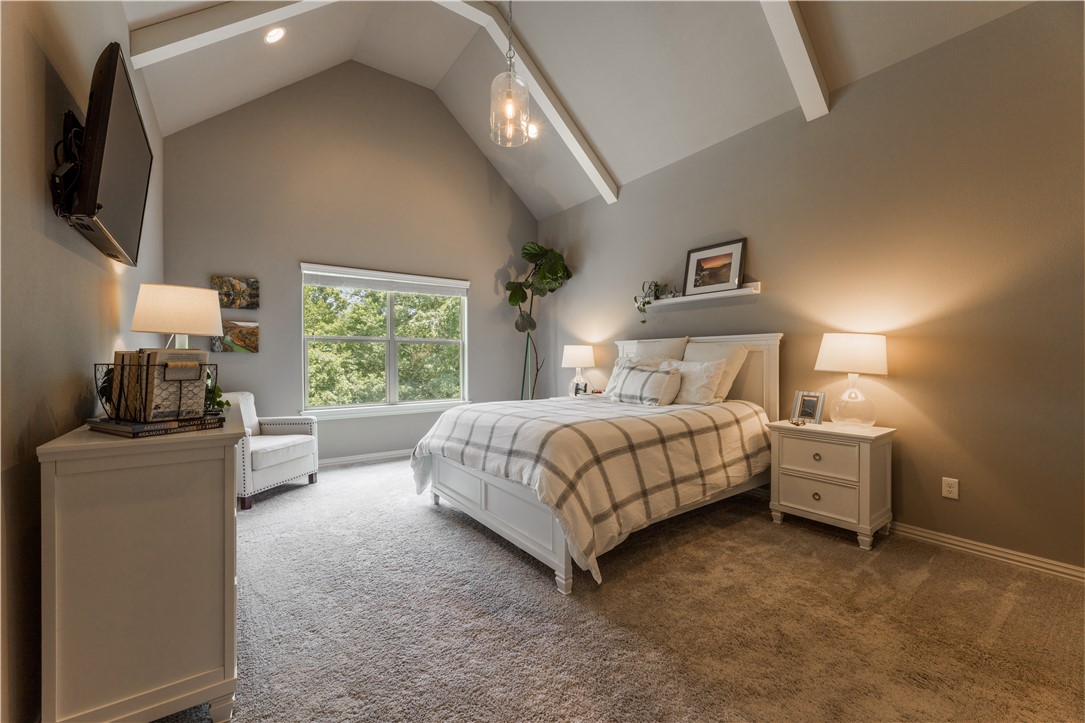 Hunt's Lakeside Estates - Residential