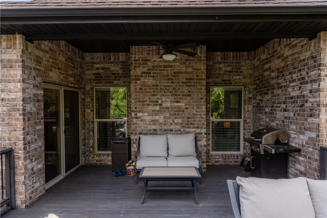 Hunt's Lakeside Estates - Residential
