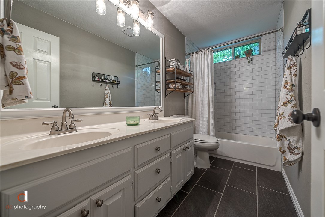 Oakhills Sub Rurban - Residential