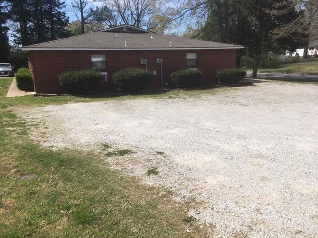 Completely redone apartment.  1 bed 1 bath.  $400dep/$450mo.  Range, fridge, washer, and dryer provided.  Trash and lawn care included. Very Clean!