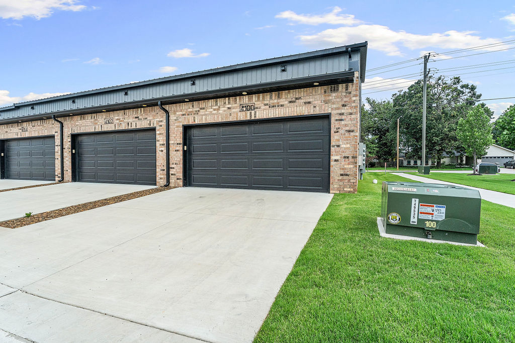 Townhomes at Scottsdale - Residential