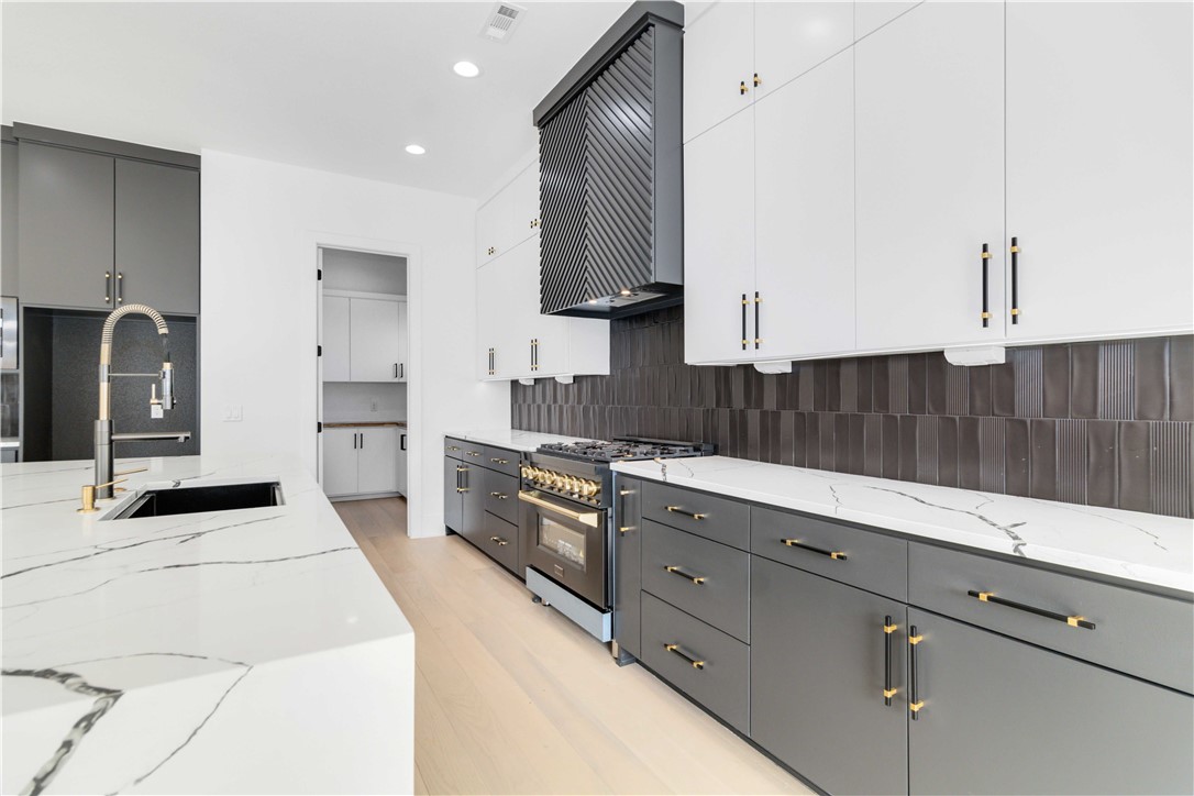 HAPPY HOME SUB-BENTONVILLE - Residential