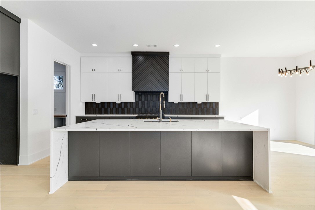 HAPPY HOME SUB-BENTONVILLE - Residential