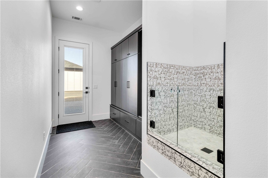 HAPPY HOME SUB-BENTONVILLE - Residential