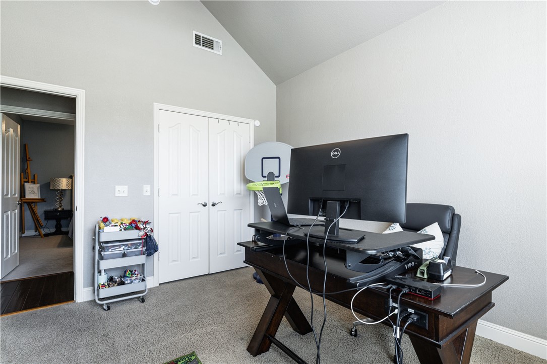 Green Side Place - Residential