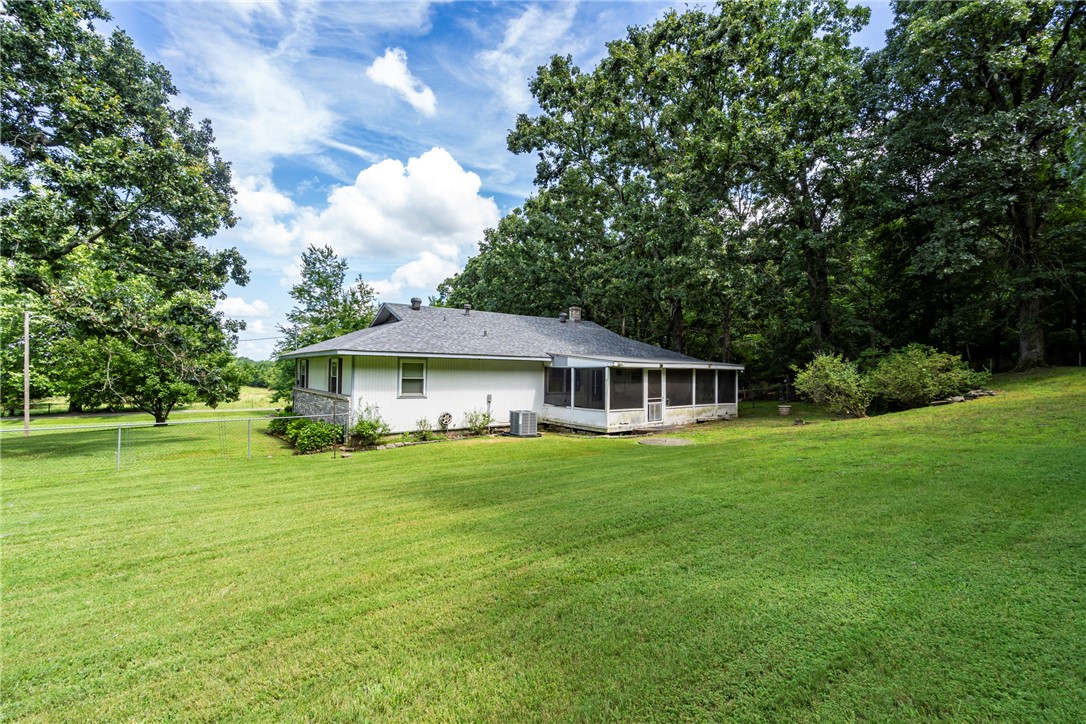 19-18-29-SPRINGDALE - Residential