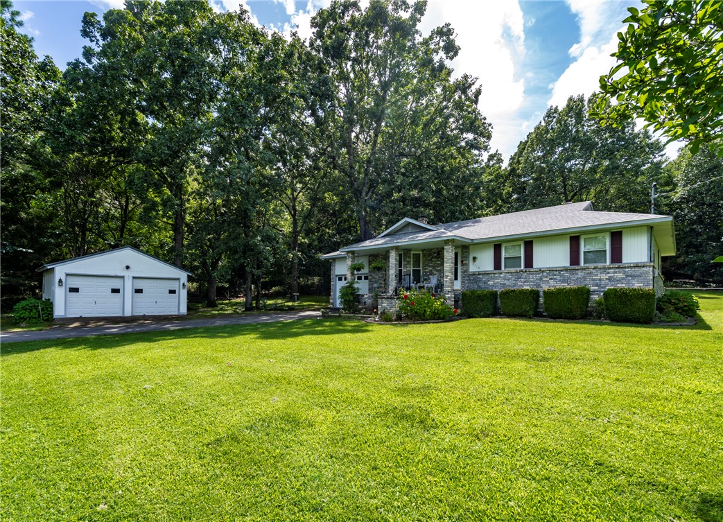 19-18-29-SPRINGDALE - Residential