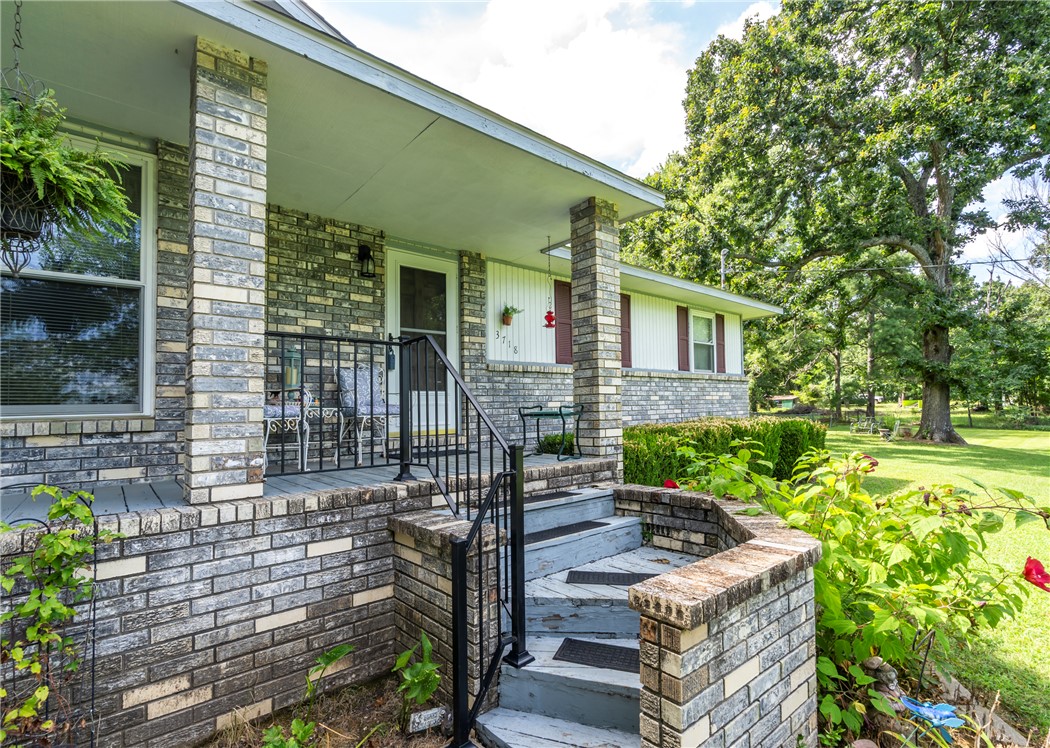 19-18-29-SPRINGDALE - Residential