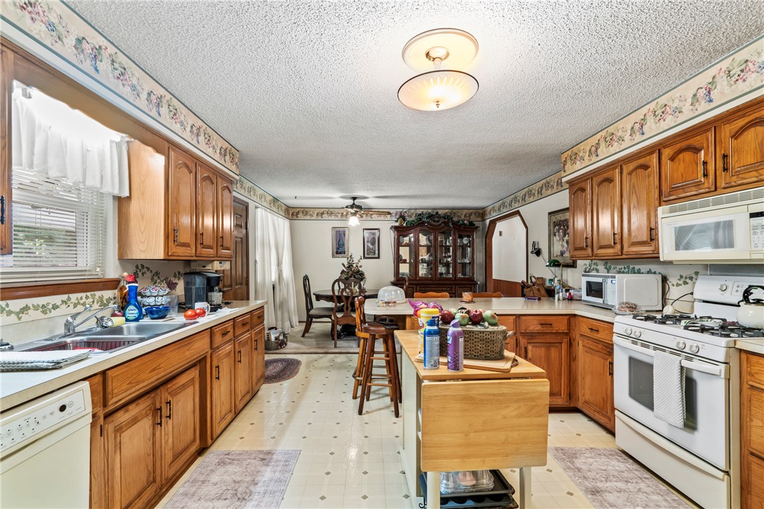 19-18-29-SPRINGDALE - Residential