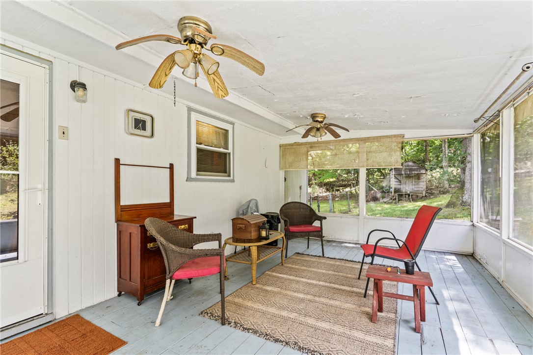 19-18-29-SPRINGDALE - Residential
