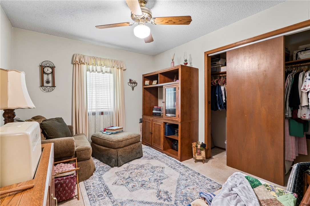 19-18-29-SPRINGDALE - Residential