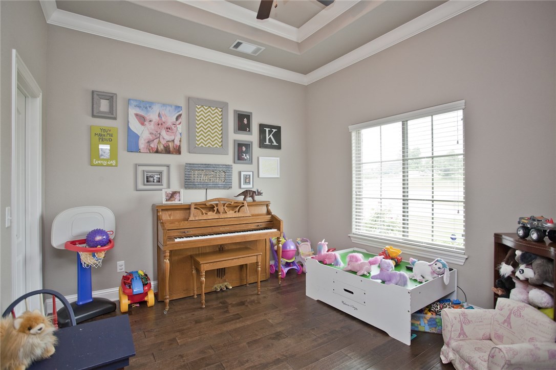 The Hamptons Ph I - Residential