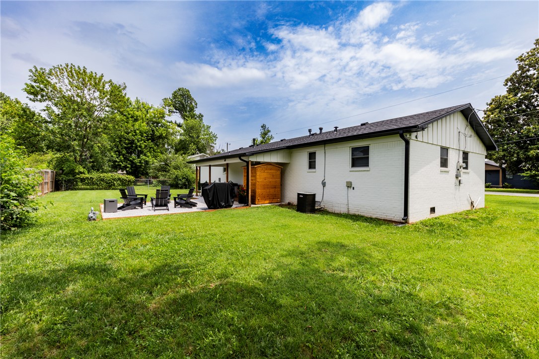 Carsons Sub Bentonville - Residential