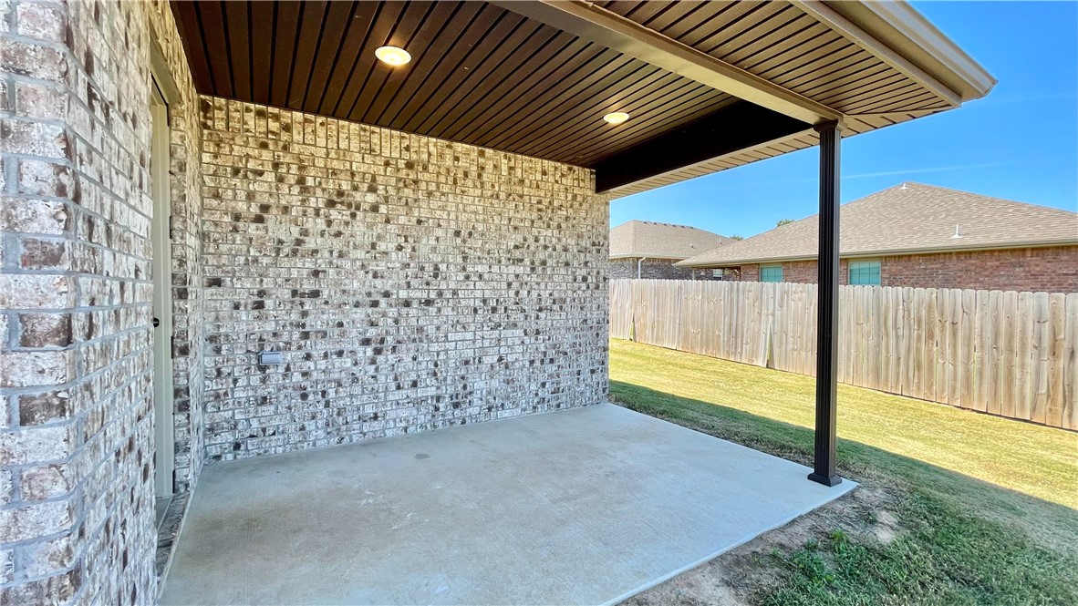 Foxbriar Sub Ph 2 Rogers - Residential Lease