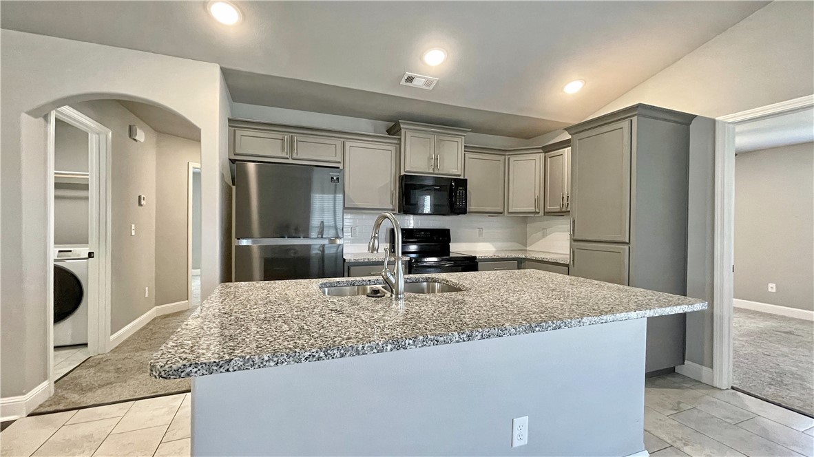 Foxbriar Sub Ph 2 Rogers - Residential Lease