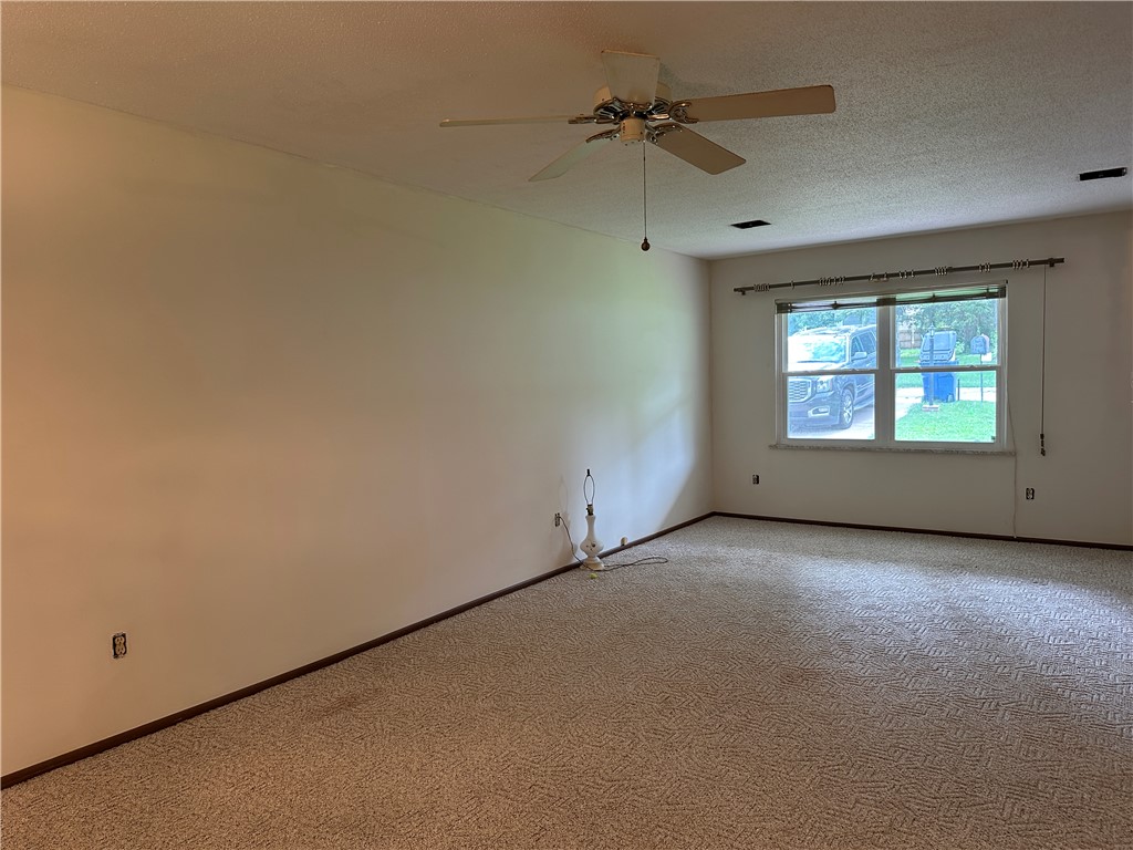 BRIARWOOD EAST CONDOMINIUMS - Residential