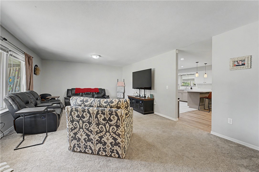 Altons Brush Creek Hls Rogers - Residential