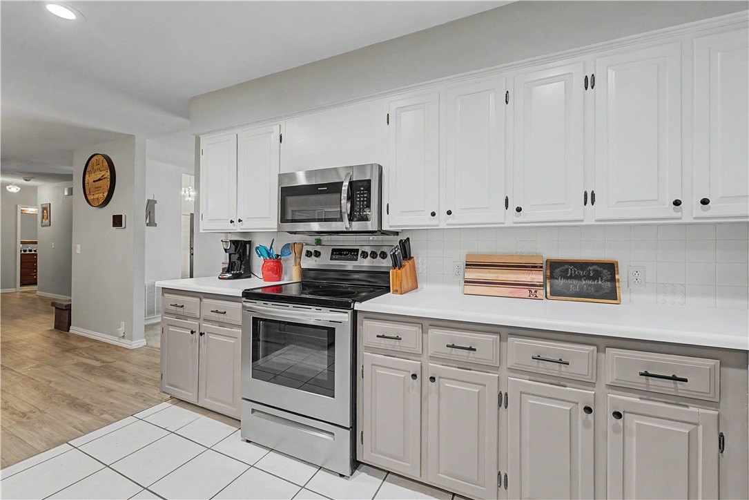Altons Brush Creek Hls Rogers - Residential
