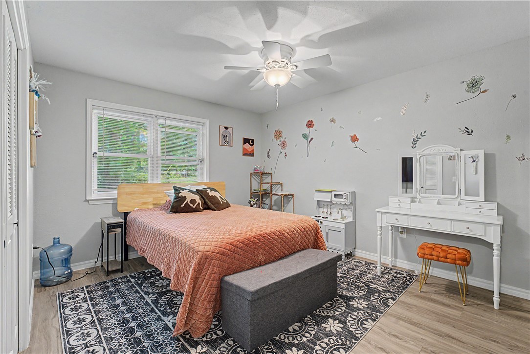 Altons Brush Creek Hls Rogers - Residential