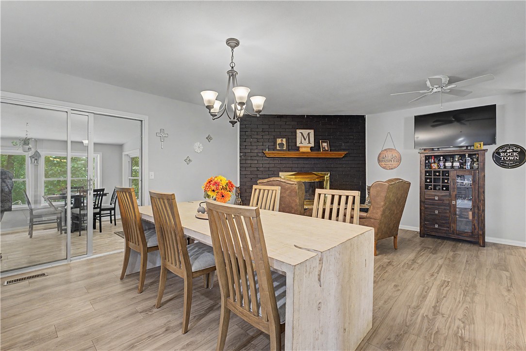Altons Brush Creek Hls Rogers - Residential