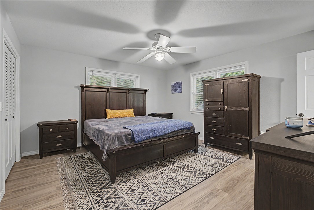 Altons Brush Creek Hls Rogers - Residential