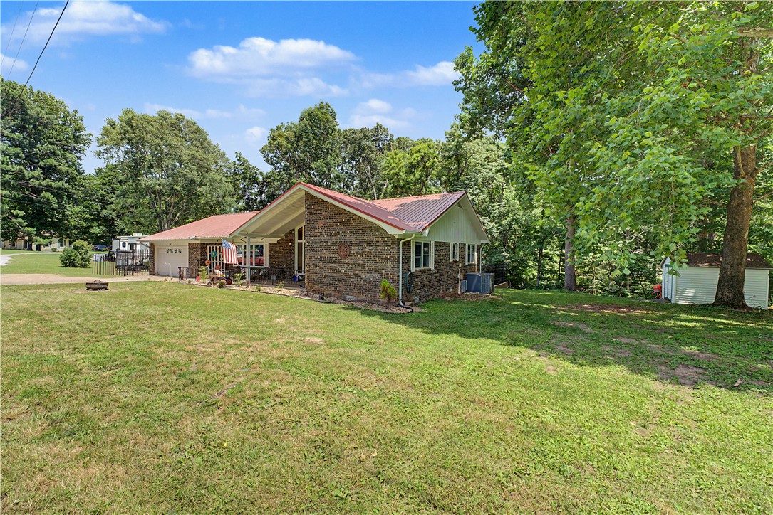 Altons Brush Creek Hls Rogers - Residential