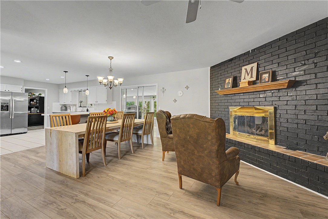Altons Brush Creek Hls Rogers - Residential