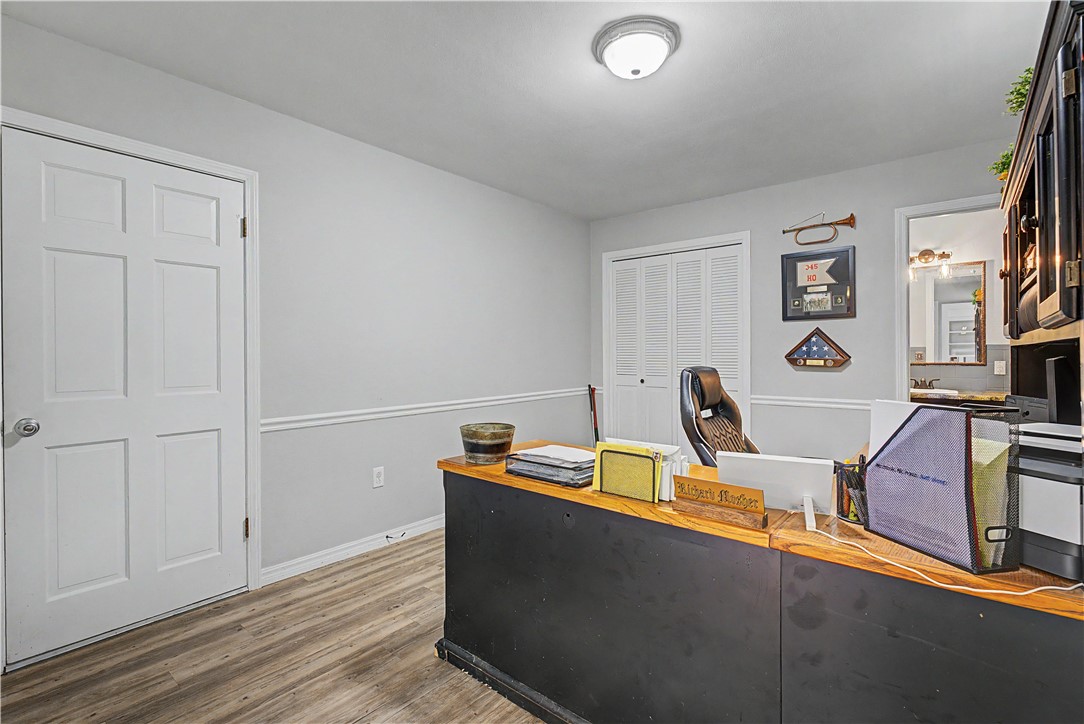 Altons Brush Creek Hls Rogers - Residential