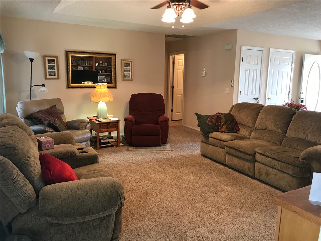 Easley Estates Gravette - Residential
