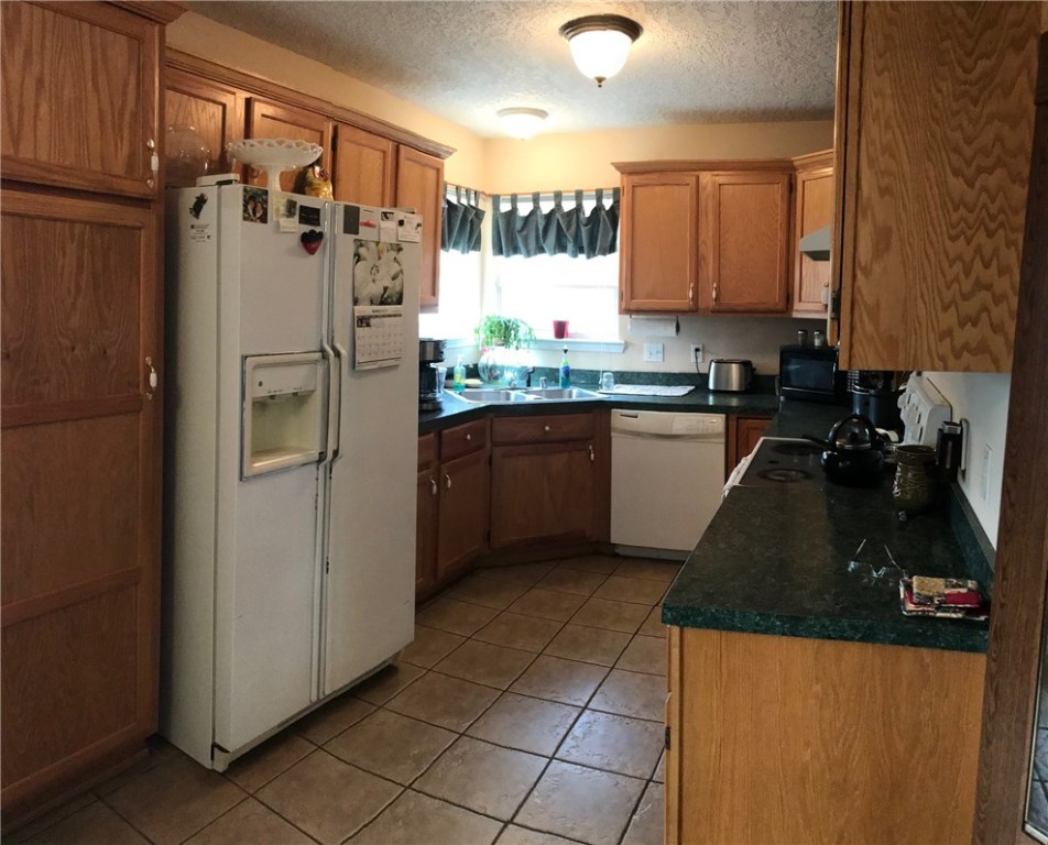 Easley Estates Gravette - Residential