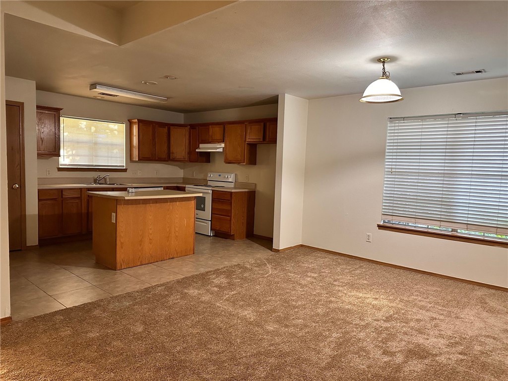 Meadowlands - Residential Lease