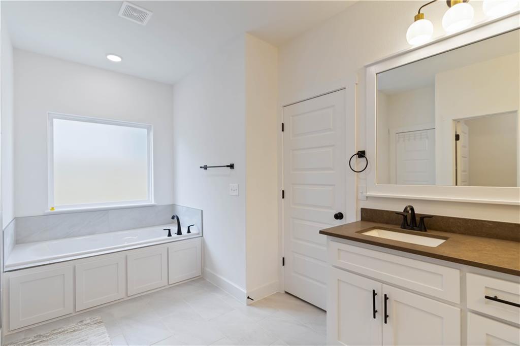 Oakmont Sub Centerton - Residential