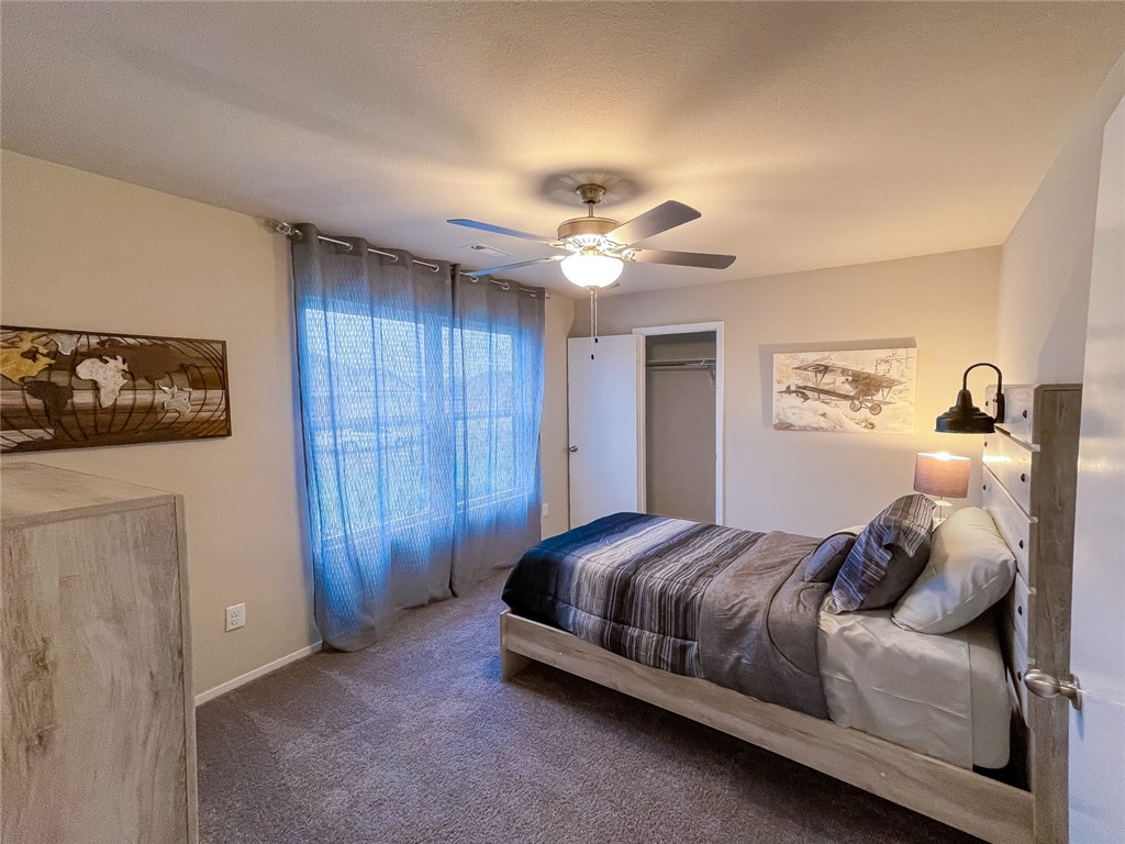 BISHOP VINEYARDS PH 1-LOWELL - Residential