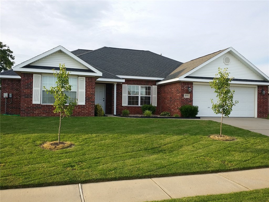 Lovely home in great neighborhood. 3 bedroom, 2 bath, formal dining room.  Conveniently located in close proximity to I49 and B71.  Split floor plan, fenced back yard, covered patio, cul-de-sac.