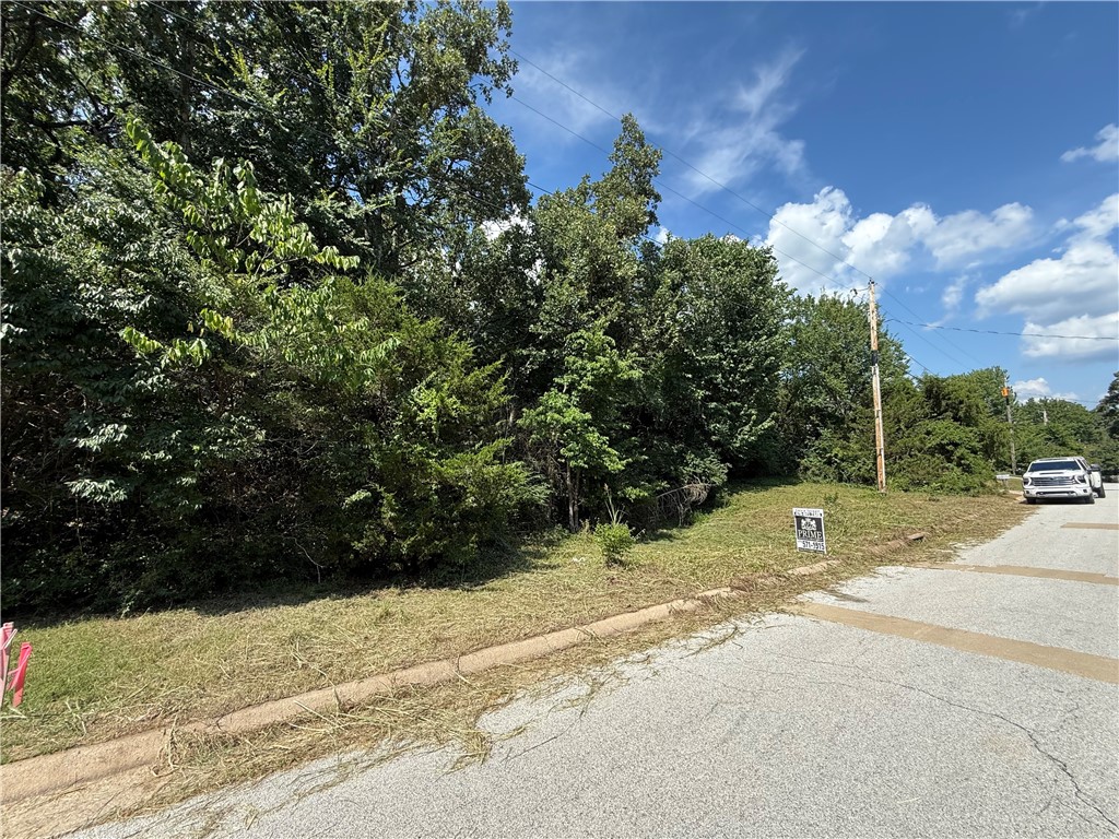 Fayetteville Outlots - Land