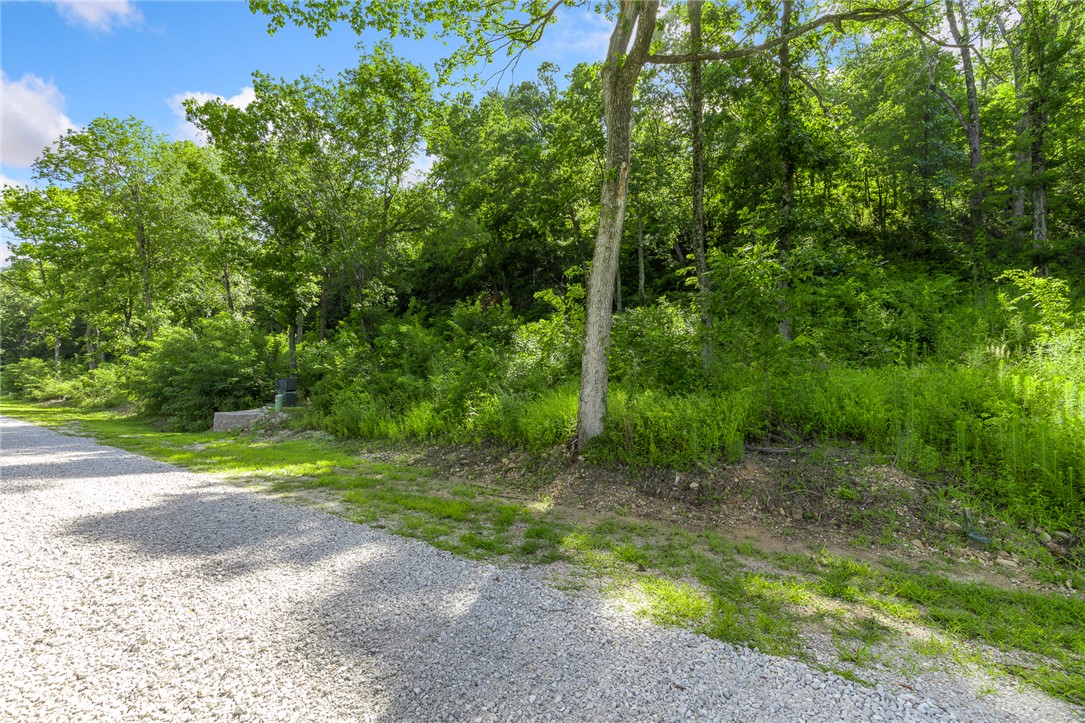 Round Mountain Estates - Land