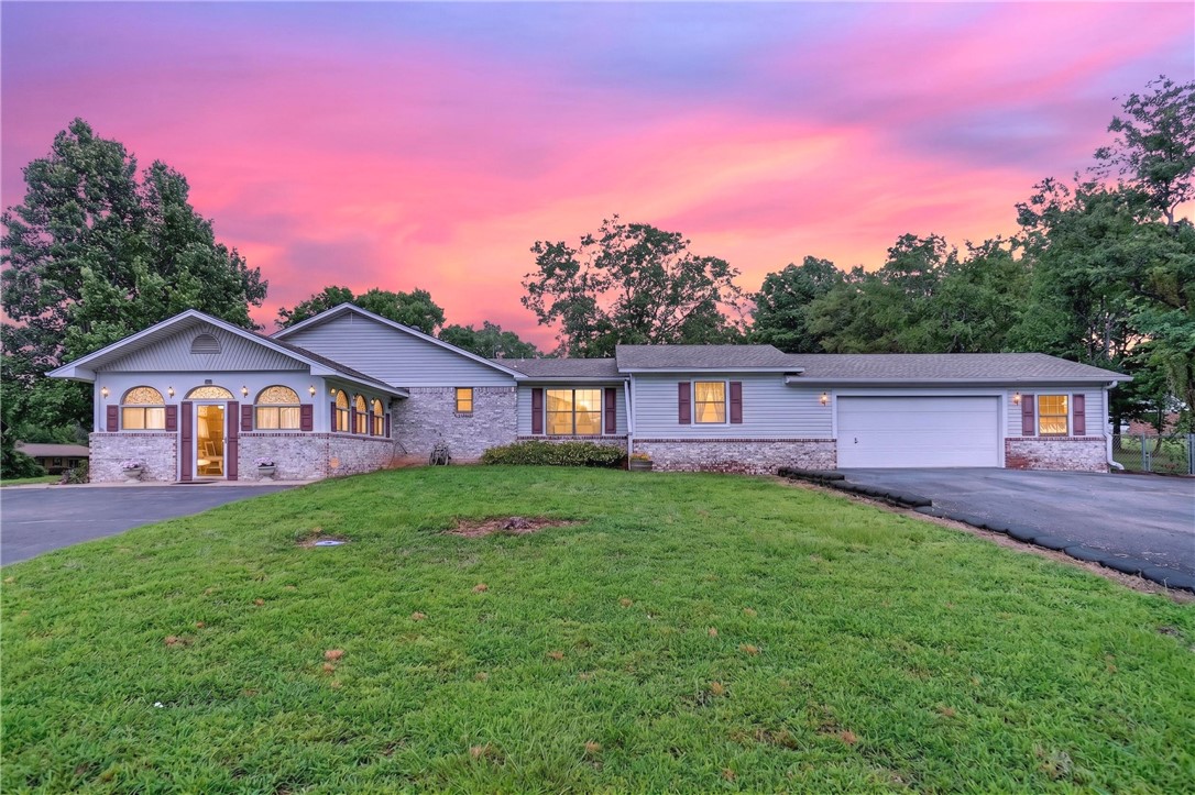 Courtney Estates - Residential