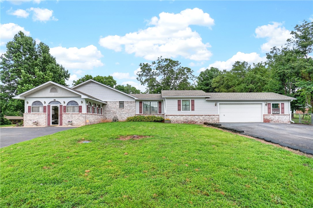 Courtney Estates - Residential