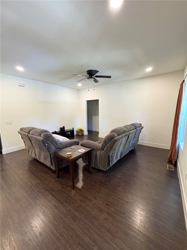 Lincoln Outlots - Residential