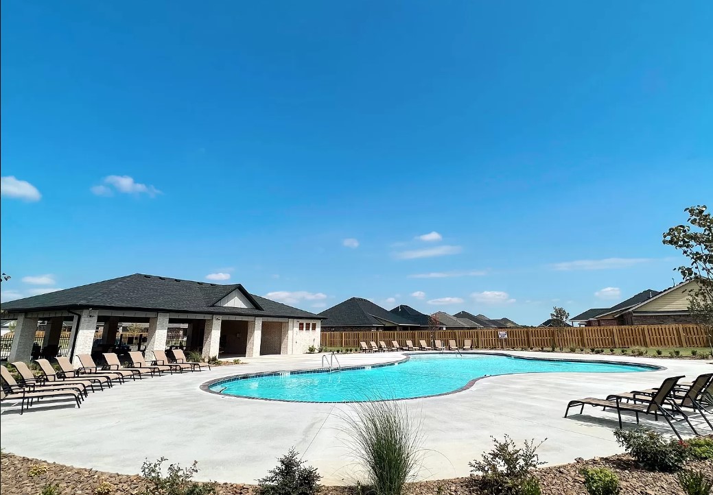 Hickory Meadows Sub Ph 1 - Residential