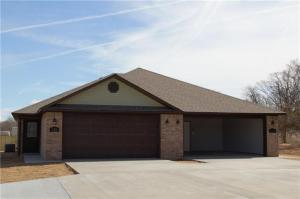 14 units. 7 buildings. 2.92 acres  Each unit is 1020 sq ft. each building(duplex) is 2058 sq ft plus 820 sq ft double garage.