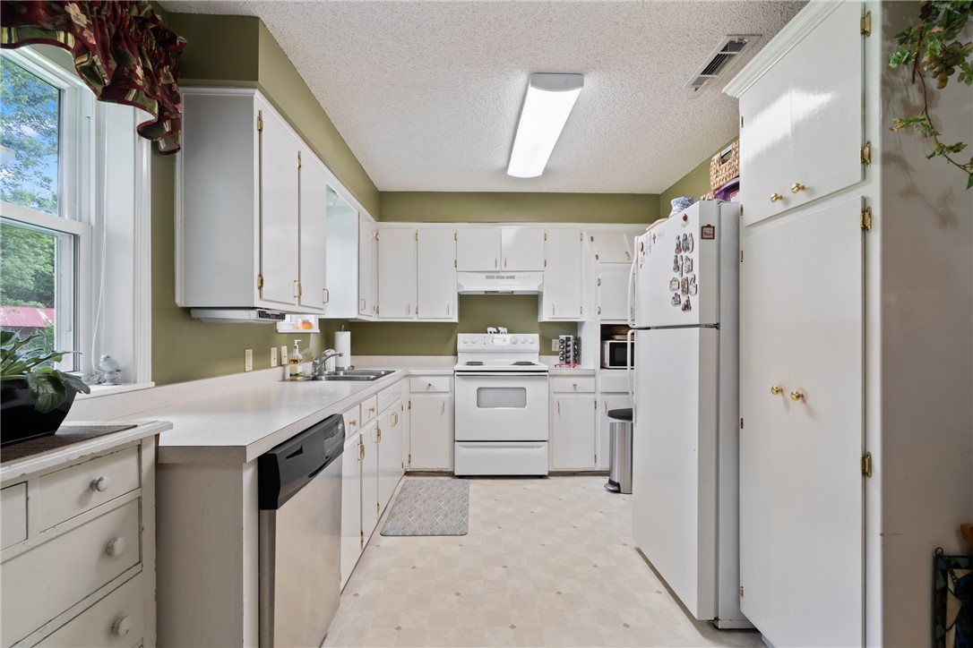 Roberts & Musteen Add Rogers - Residential