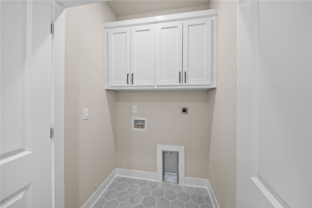 Sherlock Sub Bvv - Residential